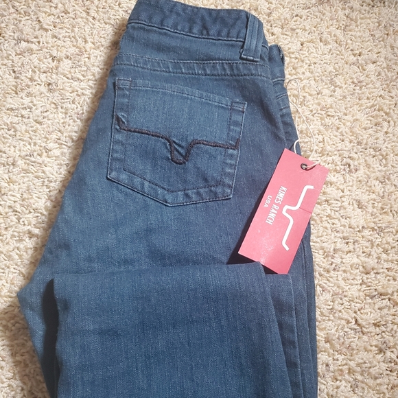 kimes ranch betty 17